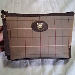 Burberrys Wristlet/cosmetic Pouch EUC